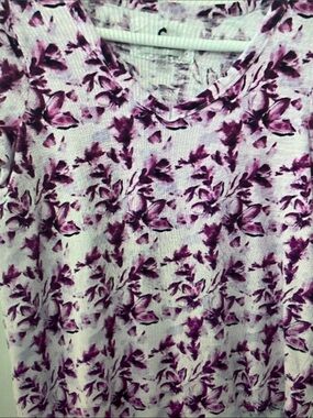 Cupio Lavender Floral Short Sleeve Crewneck Top